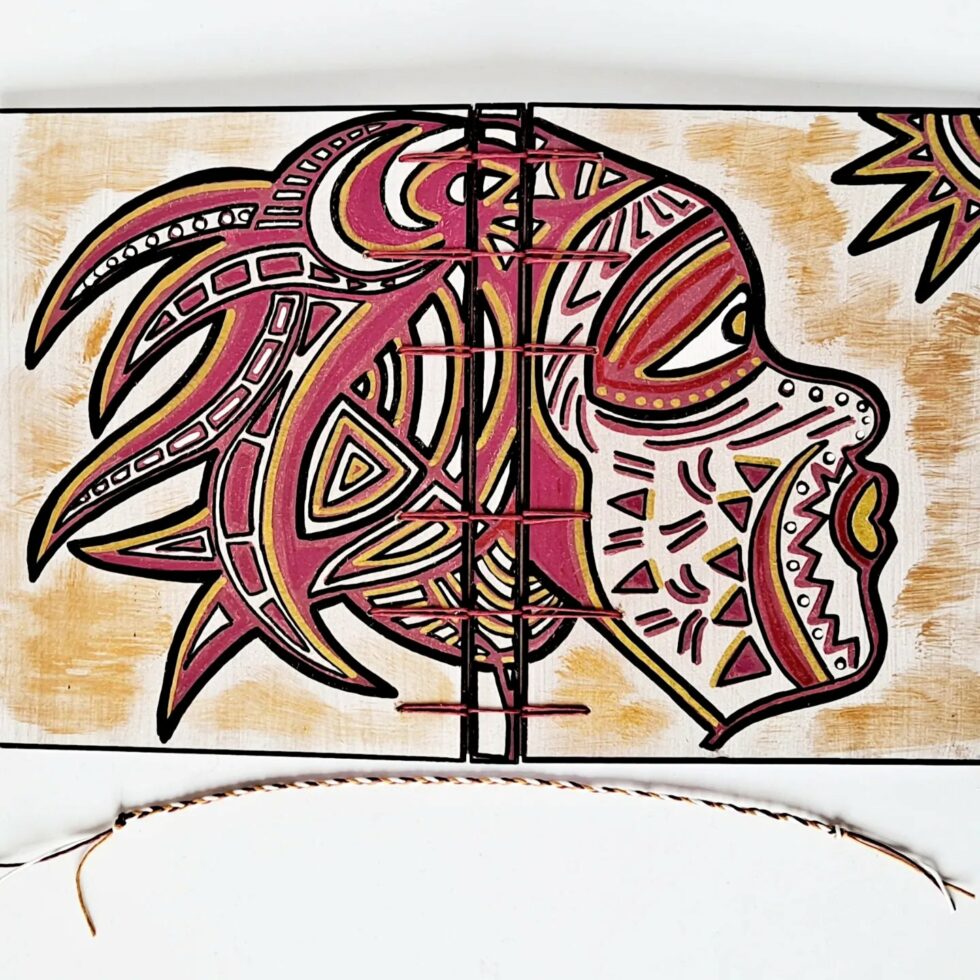 Carnet de voyage MAKHUWA avec couverture plate et marque-page intégré